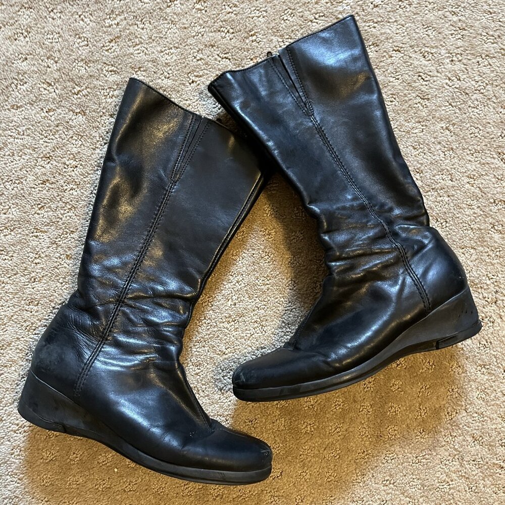 La Canadienne Waterproof Black Leather Boots size 8.5 M